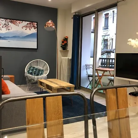 Modern 1room Canal Terrace 400m * Annecy