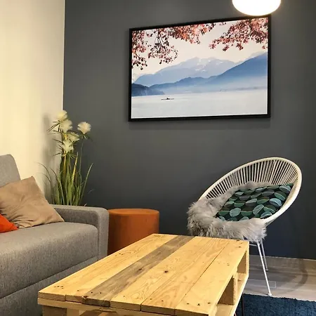 Modern 1room Canal Terrace 400m *